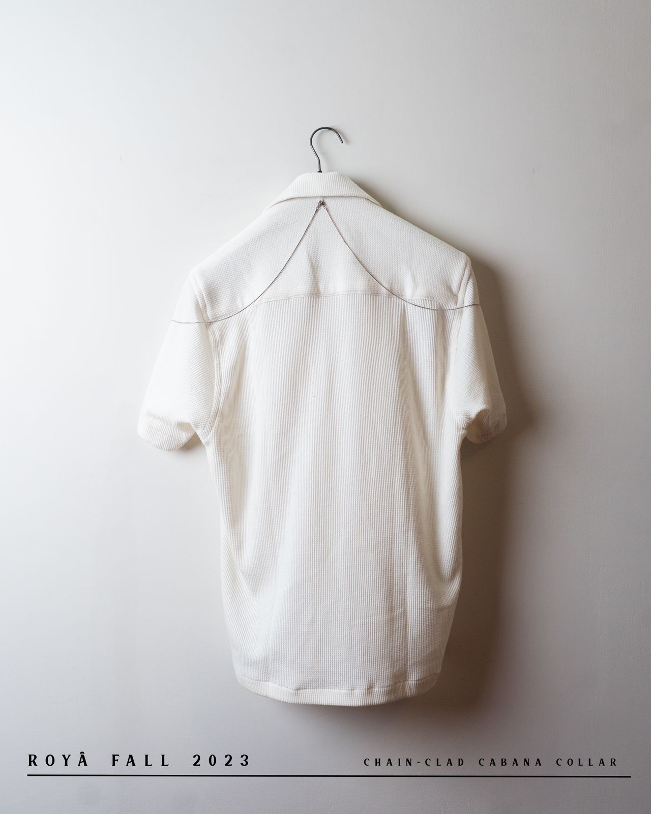 Chain-Clad Cabana Collar (White)