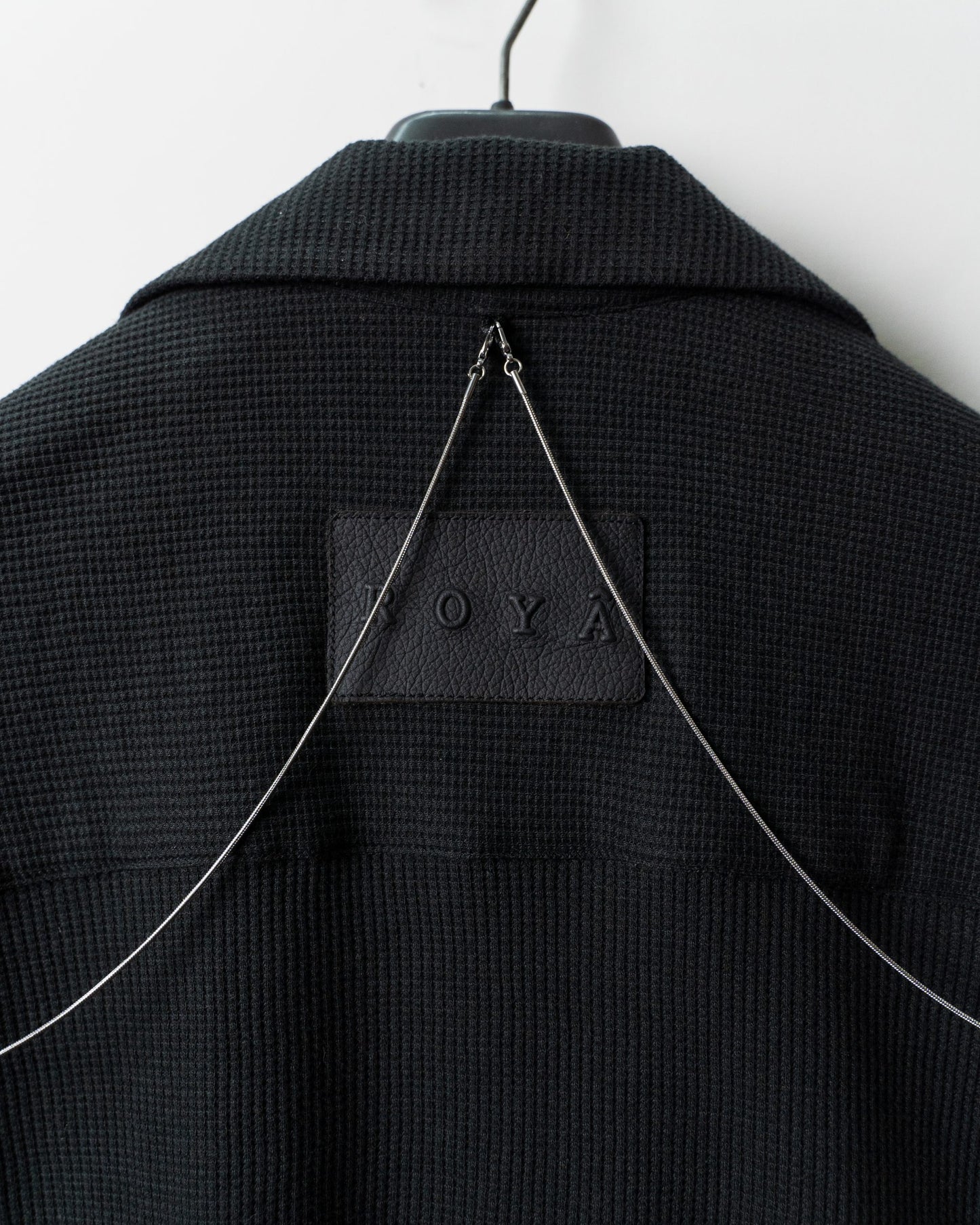 Chain-Clad Cabana Collar (Black)