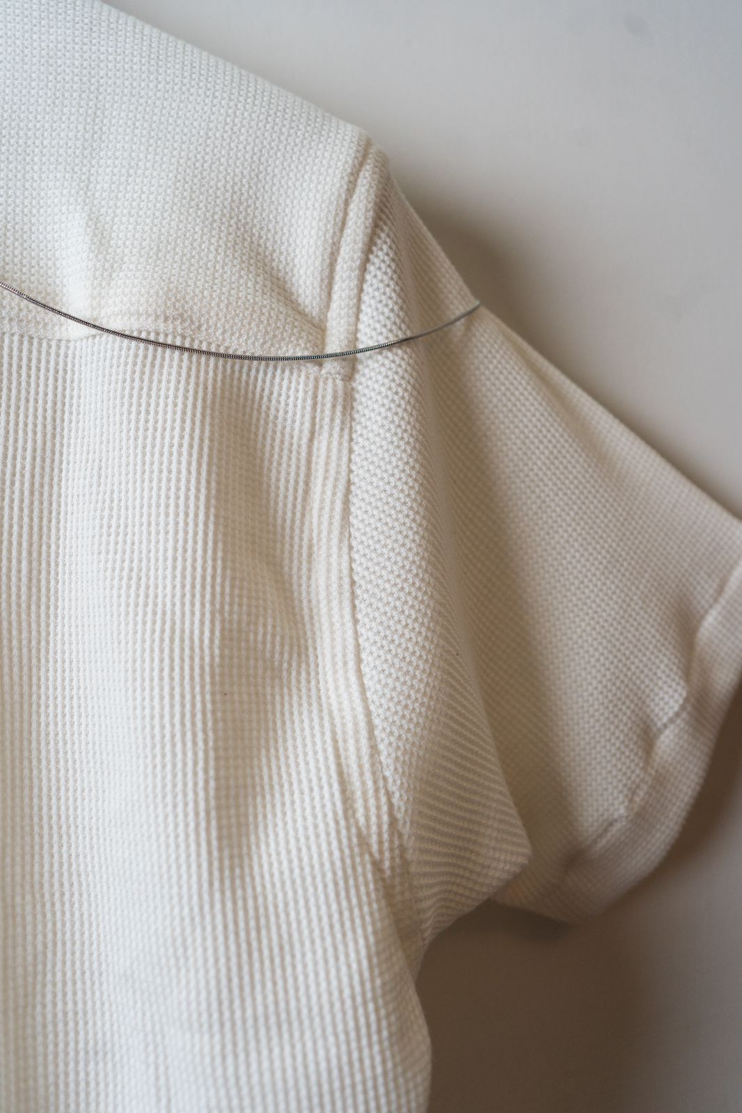 Chain-Clad Cabana Collar (White)
